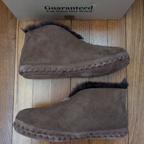 Men's Brown Suede Lined Slippers (New in box!) - Picture 3 of 10